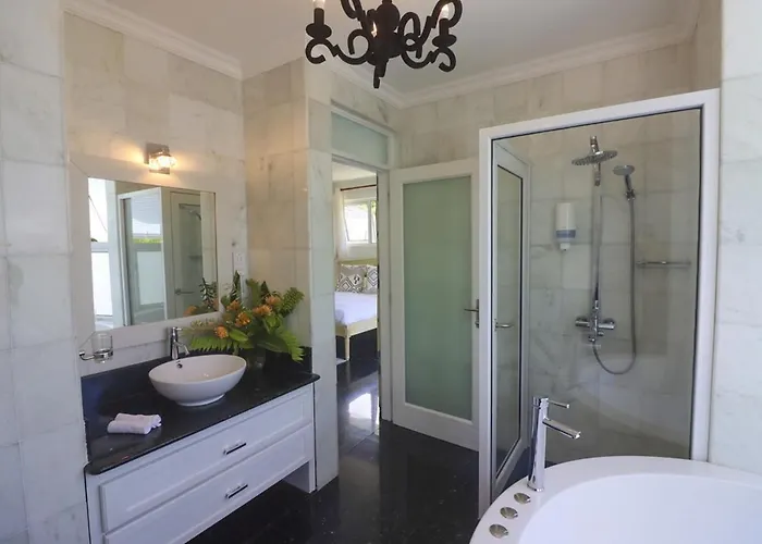 Villa Chateau Elysium - Two Bedroom 1 *